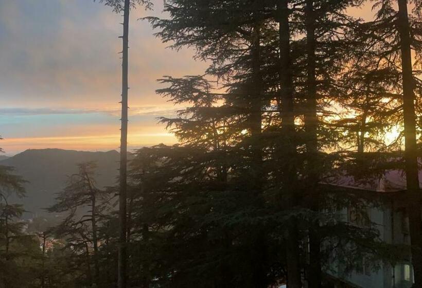 مبيت وإفطار The Edgeworth