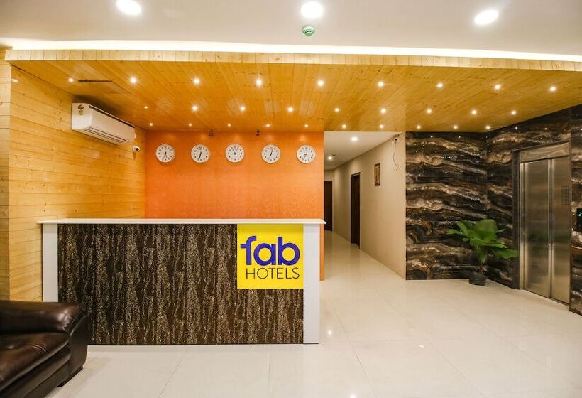 Fabhotel Divine Casa