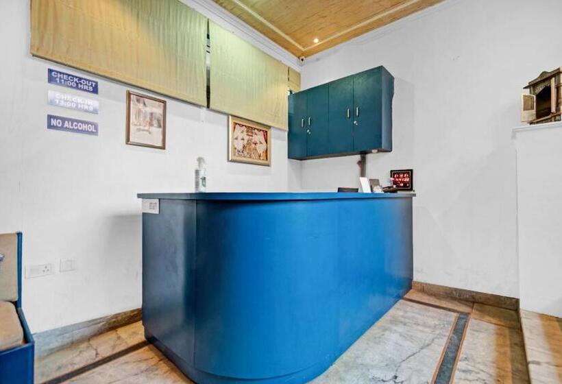 Hotel Collection O  Twilight Classic