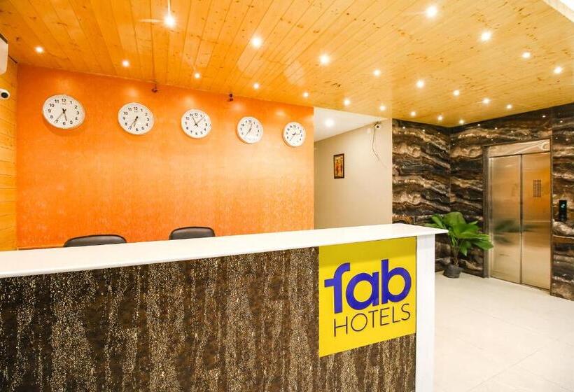 Fabhotel Divine Casa