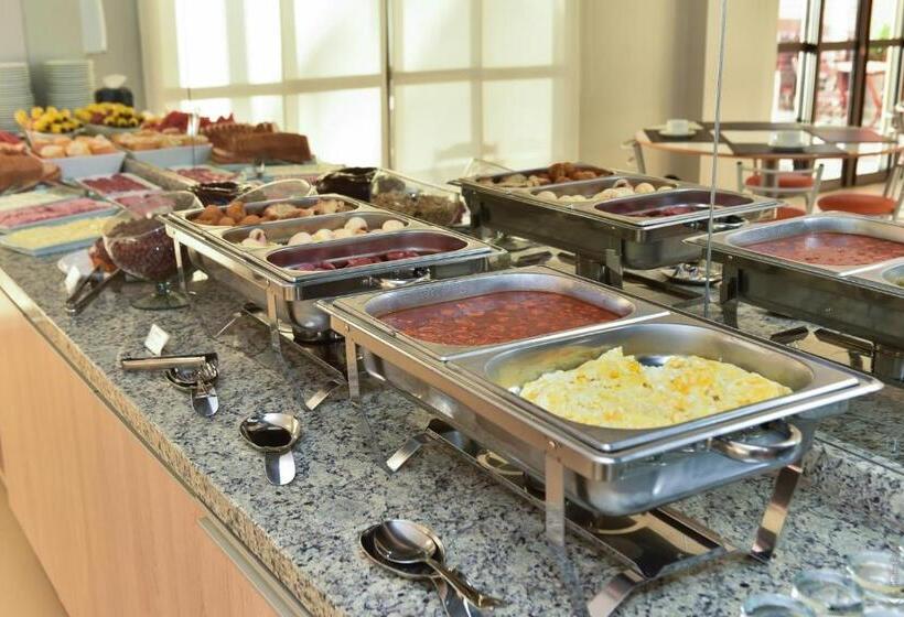 ホテル Plaza Garden