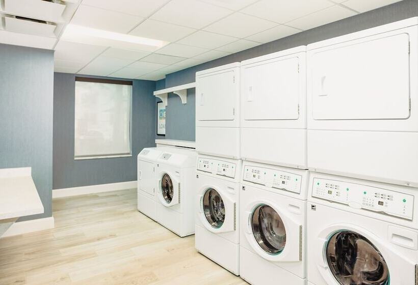 בית מלון כפרי Staybridge Suites   San Bernardino   Loma Linda