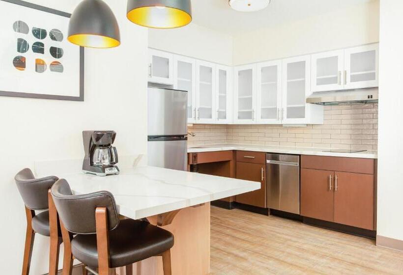 فندق Staybridge Suites   San Bernardino   Loma Linda