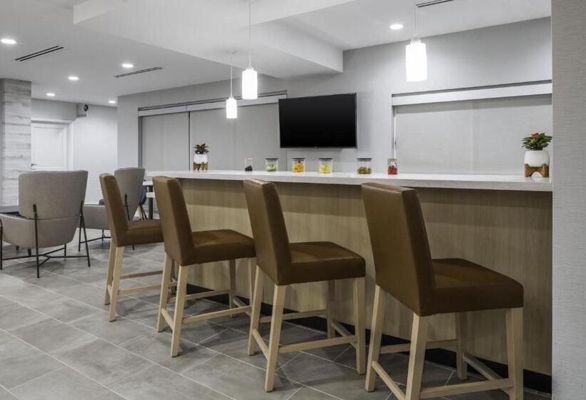 Отель Towneplace Suites By Marriott San Antonio Universal City, Live Oak