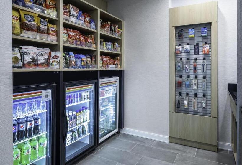 Отель Towneplace Suites By Marriott San Antonio Universal City, Live Oak