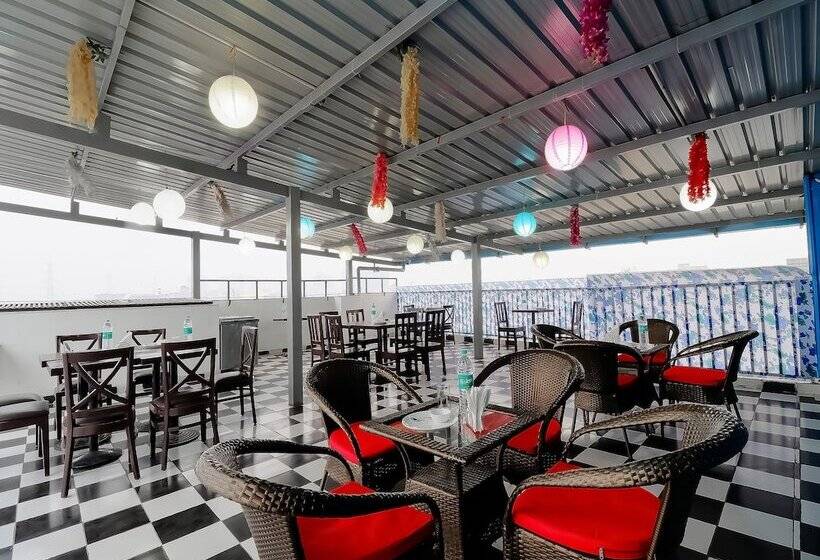 酒店 Treebo Rejoice 52   3km From Huda City Metro Station