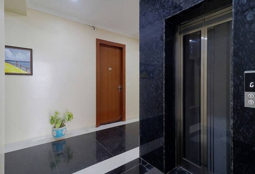 酒店 Treebo Rejoice 52   3km From Huda City Metro Station