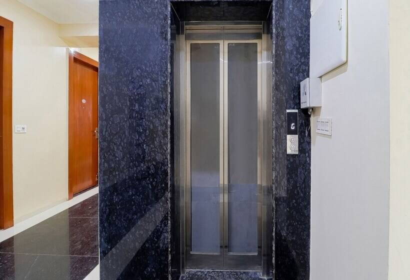 酒店 Treebo Rejoice 52   3km From Huda City Metro Station