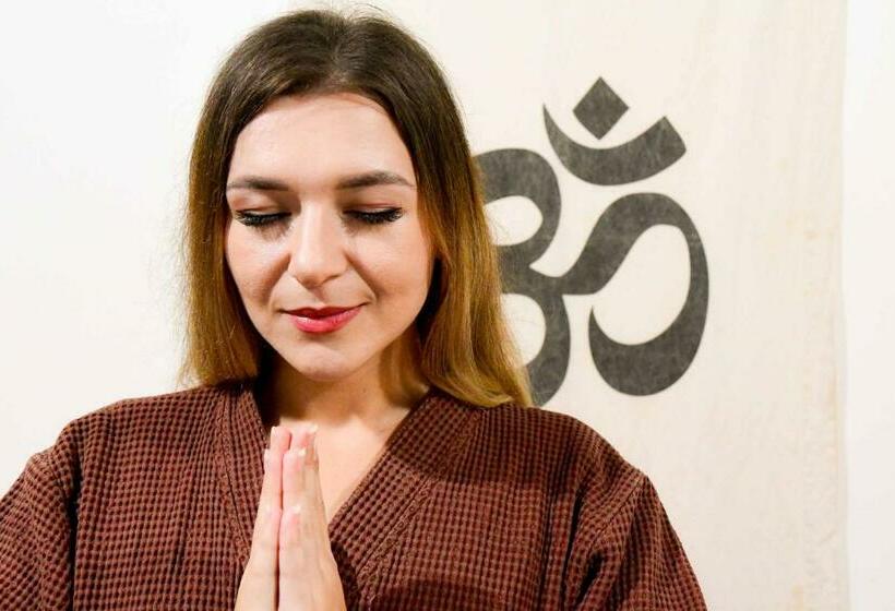 호텔 Velmarie 10 Days Beginners Ayurveda Course