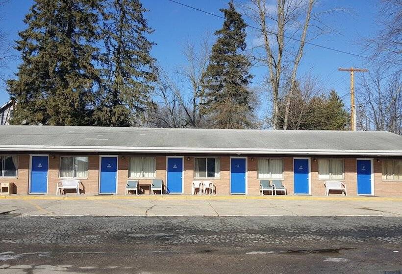 汽车旅馆  In Town Inn