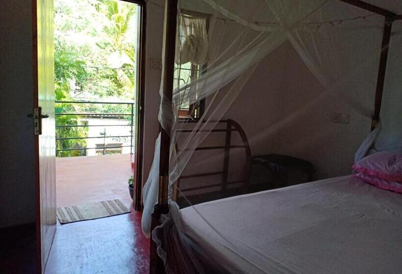 פנסיון Fisherman House