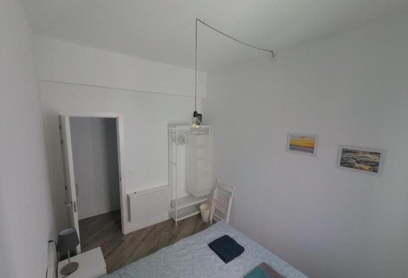 ペンション Room With Private Bathroom   Vivienda Vacacional Out Of Blue