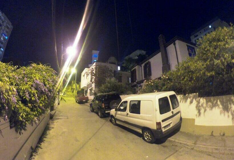 ペンション Hostal Tres Casas