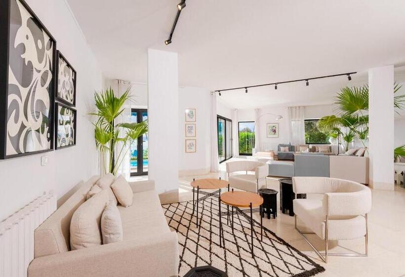 پانسیون La Demeure