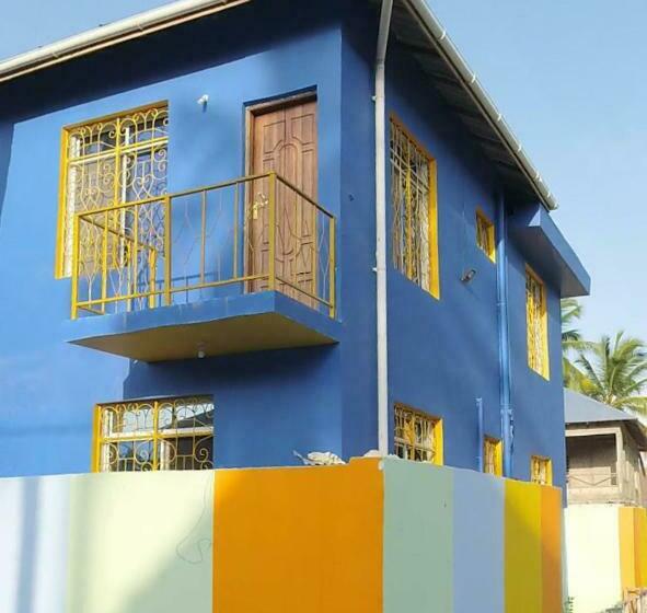 Пансион La Locanda Lodge   Apartment, 4 Double Rooms & Kitchen Near The Beach