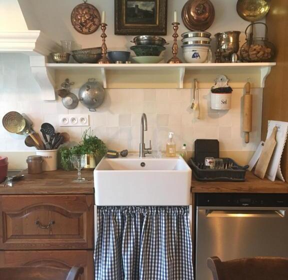 Пансион Les Chambres De La Tour