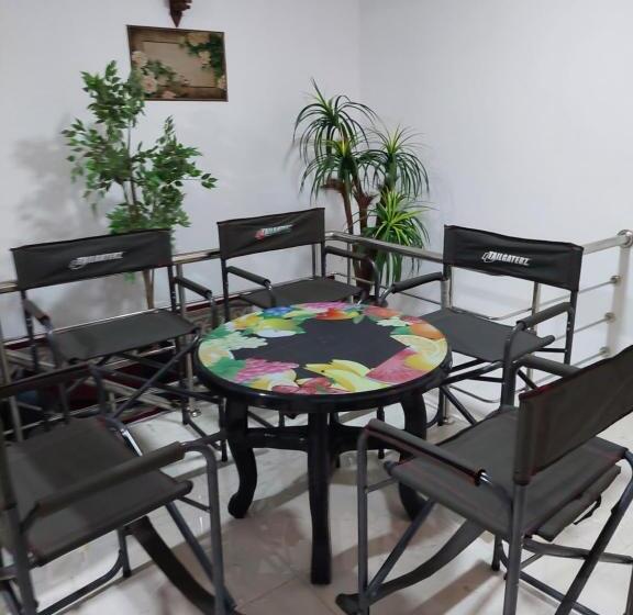 ペンション Pasindu Place