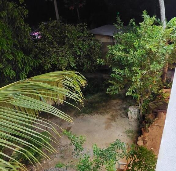 ペンション Pasindu Place