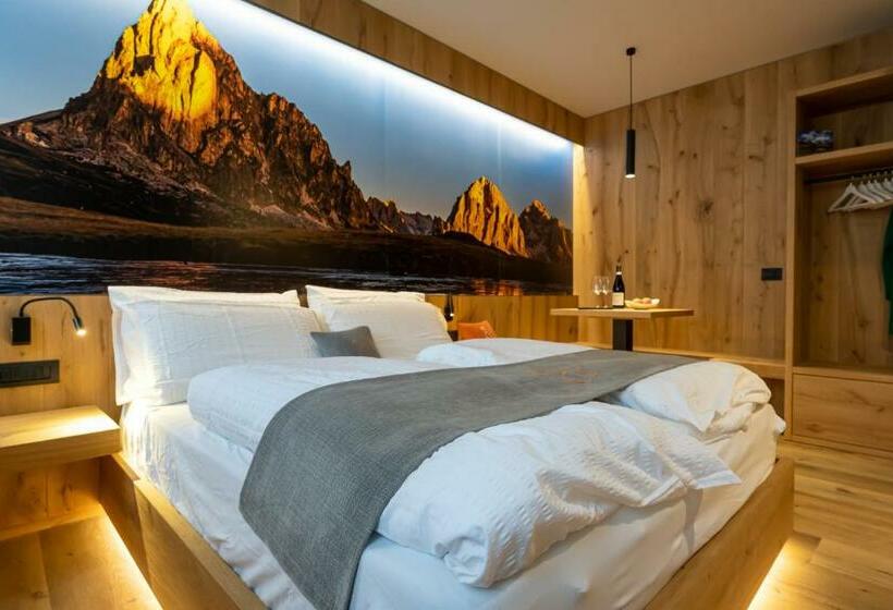 פנסיון Teverone Suites & Wellness