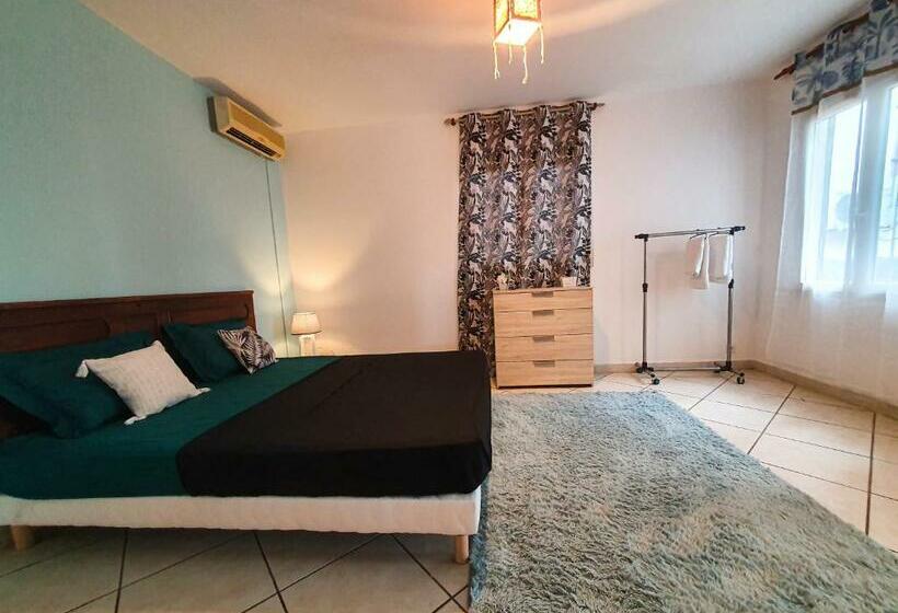 Bed and Breakfast L Auberge De L île : Chambres D Hôtes