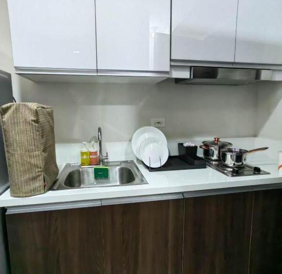 Happirest At Smdc Air Residences Makati