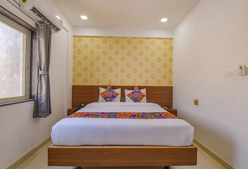 酒店 Fab Fortune Suites