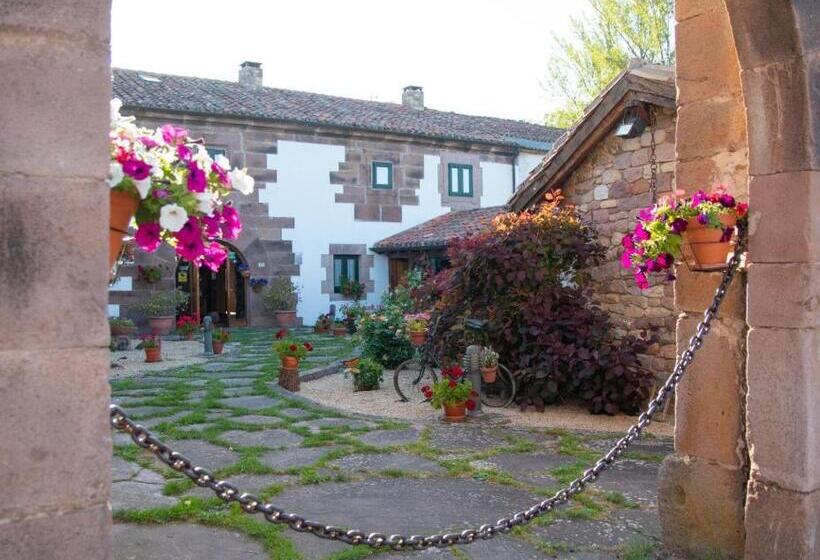 בית מלון כפרי La Casona De Barrio, Alto Campoo