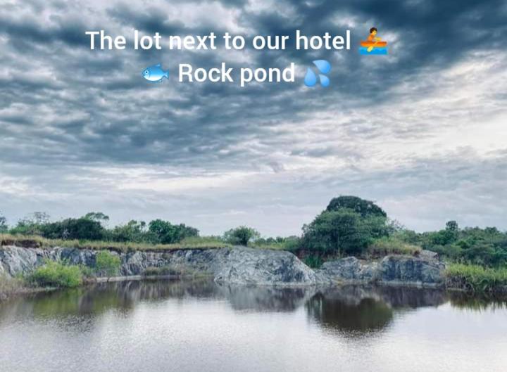 Отель Oleena Home Stay