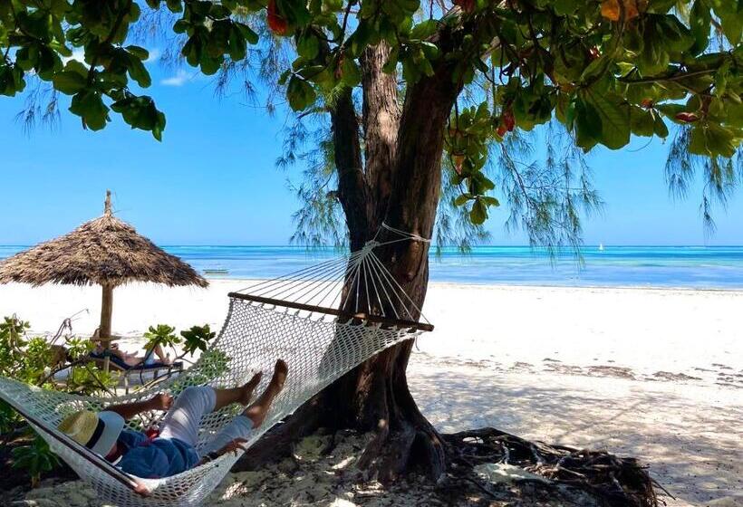 Отель Poa Poa Bungalows