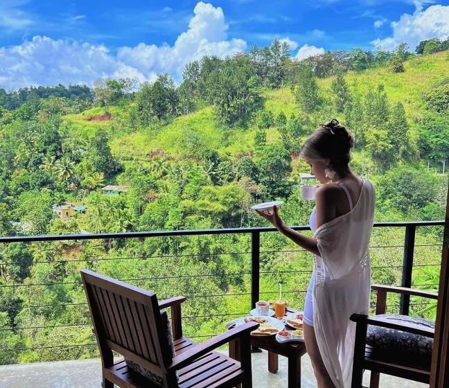 ホテル Riverbank Resort Gampola