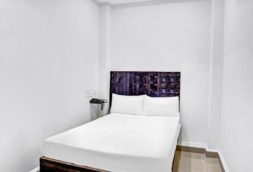 هتل Spot On 84765 Poornima Inn