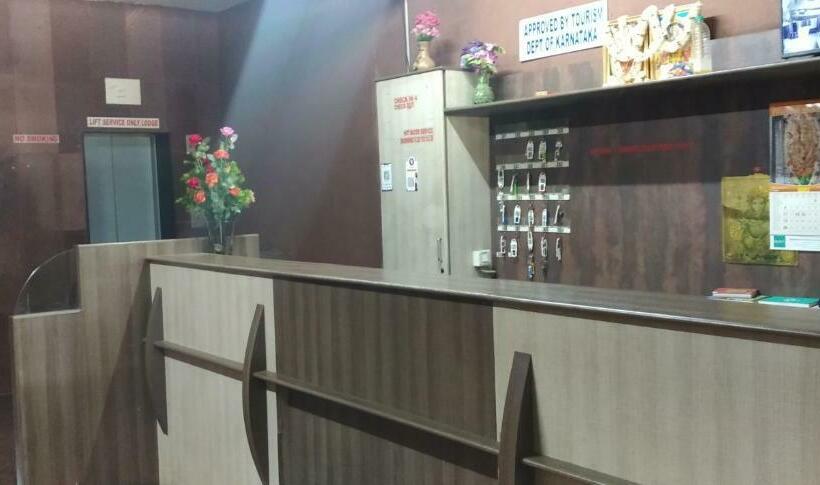 בית מלון כפרי Staymaker Pushpagiri Comforts