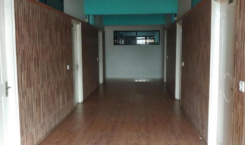 בית מלון כפרי Staymaker Pushpagiri Comforts