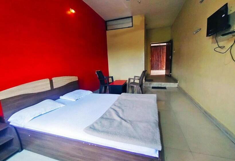 בית מלון כפרי Staymaker Pushpagiri Comforts