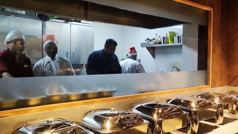 هتل Sunhillportico