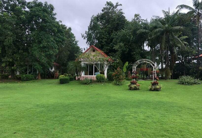 ホテル Vimannam Resort