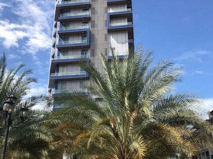 V V Hotel Battambang