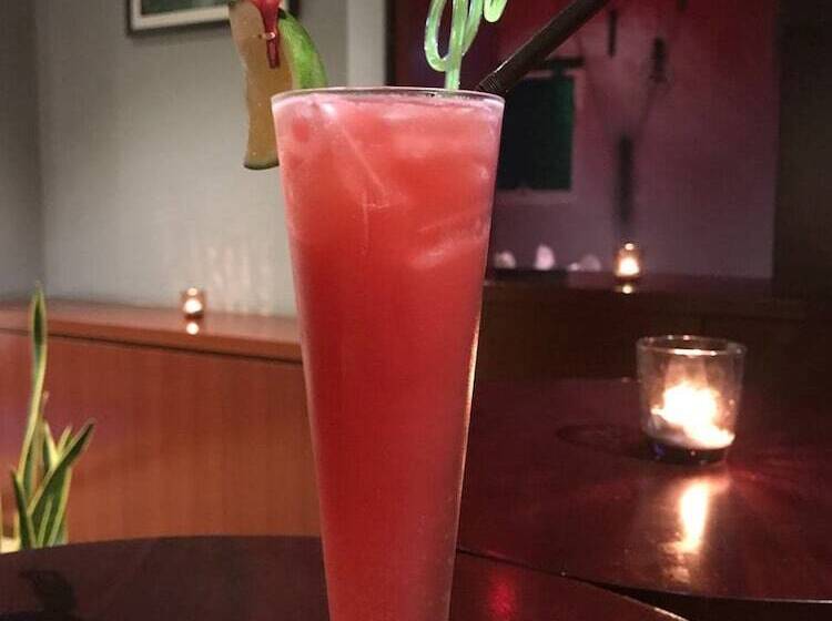 V V Hotel Battambang