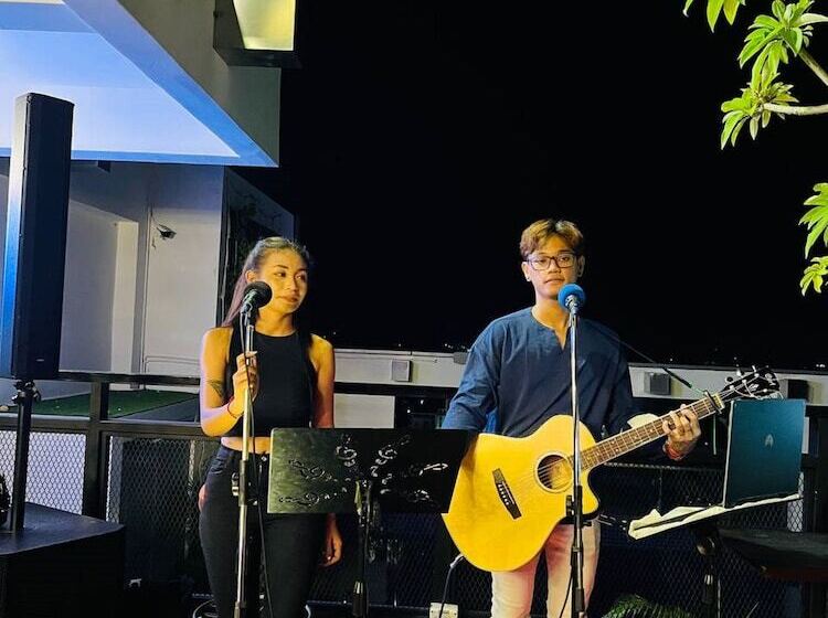 V V Hotel Battambang