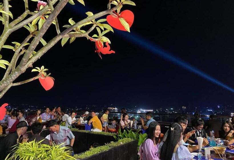 V V Hotel Battambang