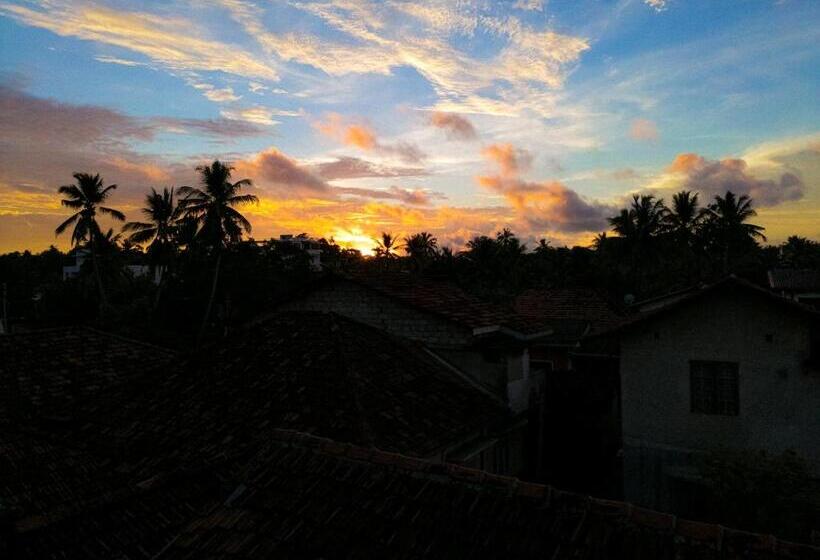 פנסיון Knt Villa