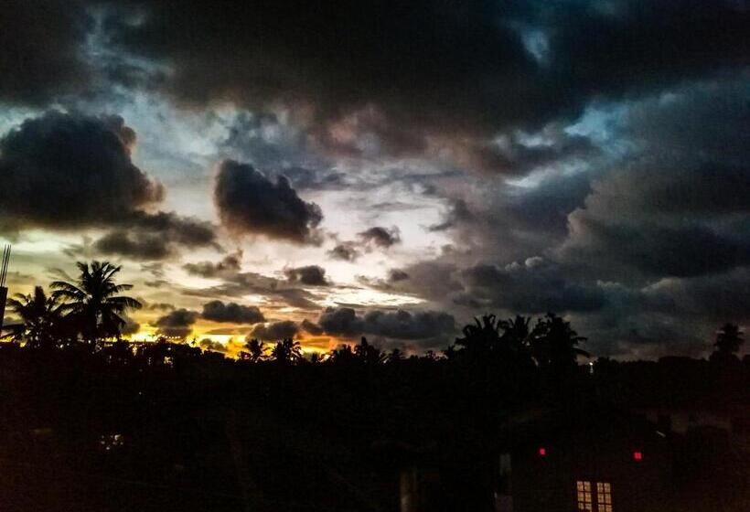 פנסיון Knt Villa