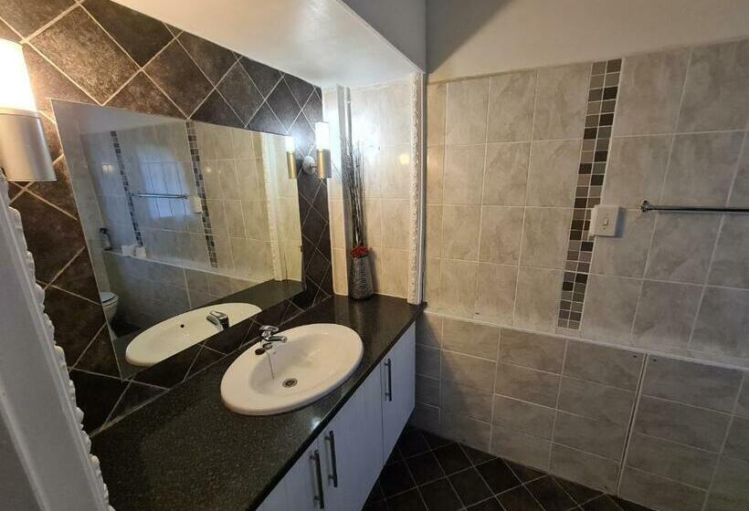 펜션 Knysna Self Catering Accommodation