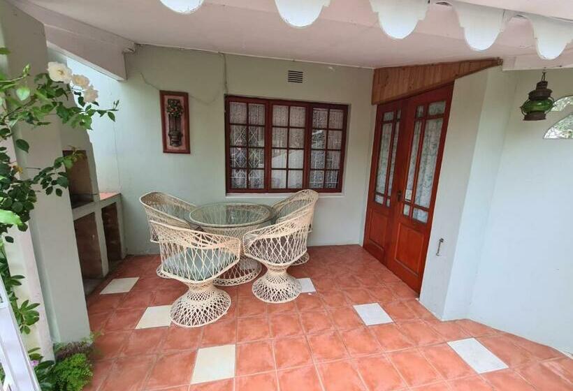 펜션 Knysna Self Catering Accommodation