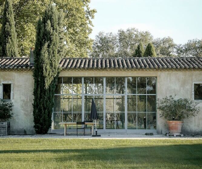 بنسيون Mas Des Precheurs