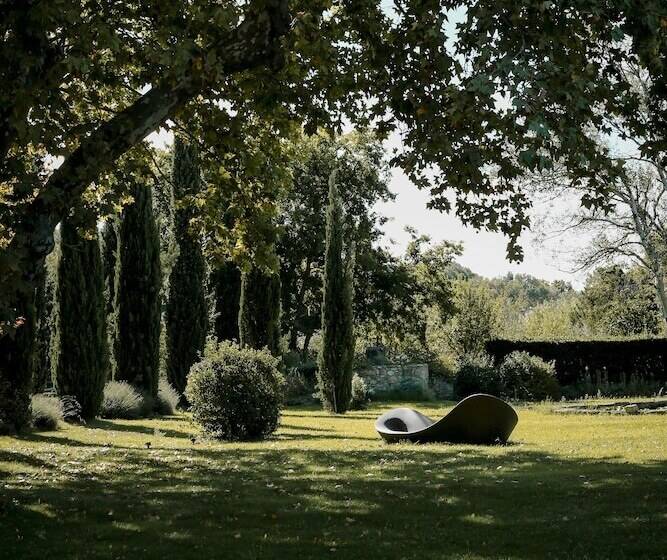 بنسيون Mas Des Precheurs