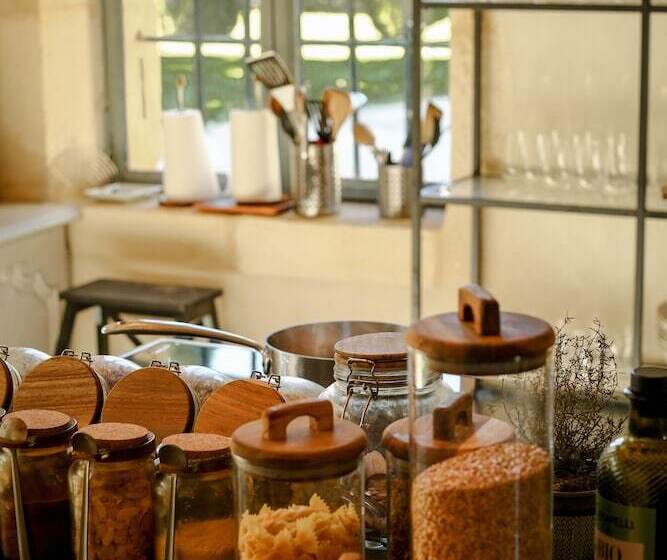 بنسيون Mas Des Precheurs