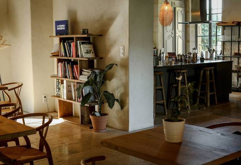 بنسيون Mas Des Precheurs