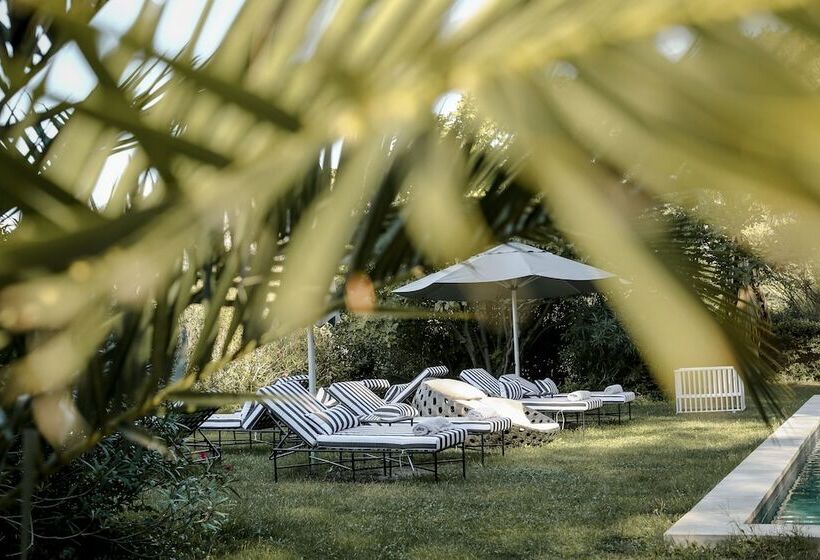 بنسيون Mas Des Precheurs