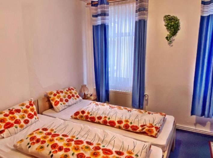 פנסיון Maccaroni Restaurants & Hotels